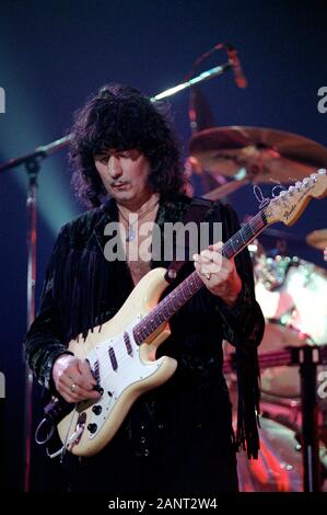 Milano italy 28/10/1995 Live concert of Ritchie Blackmore's Rainbow at the Palalido :Ritchie Blackmore Stock Photo