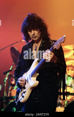 Milano italy 28/10/1995 Live concert of Ritchie Blackmore's Rainbow at the Palalido :Ritchie Blackmore Stock Photo