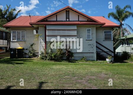 Typical Post War suburban housel low set on stilts in the Brisbane suburb of  Cannon Hill, their topography and modern 'new queenslander' equivalents Stock Photo