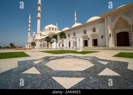 The Sheikh Zayed Grand Mosque in Fujairah is the second largest mosque in the UAE and was opened in 2015 Stock Photo