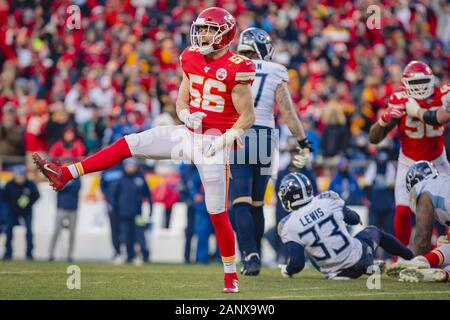 Tennessee Titans linebacker Ben Niemann (47) runs on the field during the  second half of an