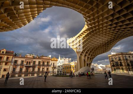 Seville, Spain - Sevilla Mushrooms - sculptural wooden structure with an archaeological museum, rooftop walkway & viewpoint Stock Photo