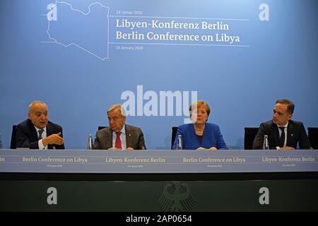 Berlin, Germany. 19th Jan, 2020. UN Special Envoy to Libya Ghassan Salame, UN Secretary-General Antonio Guterres, German Chancellor Angela Merkel and German Foreign Minister Heiko Maas (from L to R) attend a press conference after the Libya Conference in Berlin, Germany, Jan. 19, 2020. Participants in the Germany-called Libya Conference on Sunday have agreed to respect the arms embargo and truce in the war-torn north African country, pledging to establish an oversight mechanism to ensure long-term peace. Credit: Wang Qing/Xinhua/Alamy Live News Stock Photo