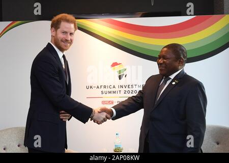 Harry, Duke of Sussex, meets Filipe Nyusi, President of Mozambique during the UK-Africa Investment Summit at the Intercontinental Hotel London. Stock Photo