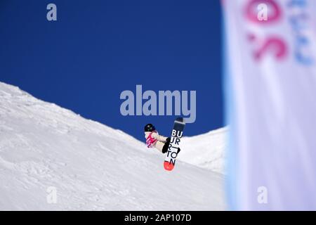 Leysin, Switzerland. 20th Jan, 2020. Kaji Manon of Japan competes during Women's Snowboard Halfpipe Final at the 3rd Winter Youth Olympic Games in Leysin, Switzerland, Jan. 20, 2020. Credit: Wang Jianwei/Xinhua/Alamy Live News Stock Photo