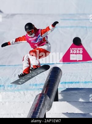 Leysin, Switzerland. 20th Jan, 2020. Kawakami Aoto of Japan competes during the Men's Slopestyle final of Snowboard at the 3rd Winter Youth Olympic Games in Leysin, Switzerland, Jan. 20, 2020. Credit: Lu Yang/Xinhua/Alamy Live News Stock Photo