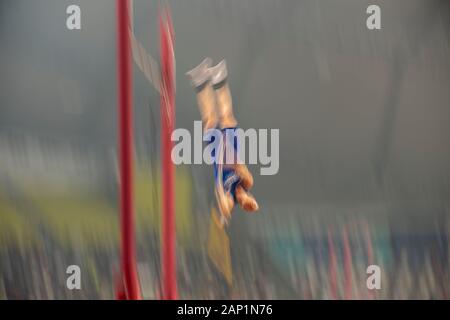 Doha, Katar. 01st Oct, 2019. Sam KENDRICKS (USA/1st place) Action, blurred, dynamic. Final pole vault for men, on 01.10.2019 World Athletics Championships 2019 in Doha/Qatar, from 27.09. - 10.10.2019. Â | usage worldwide Credit: dpa/Alamy Live News Stock Photo