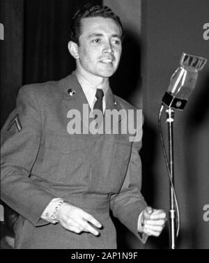 VIC DAMONE (1928-2018) Promotional photo of American singer and film actor about 1951 while serving in the US Army Stock Photo