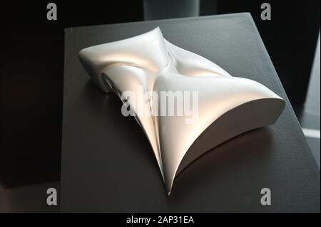 Ausstellung von Zaha Hadid in Paris - Zaha Hadid Exhibition in Paris Stock Photo