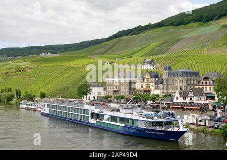 River cruise ship moored at Piesport, Moselle Valley, Germany Stock Photo