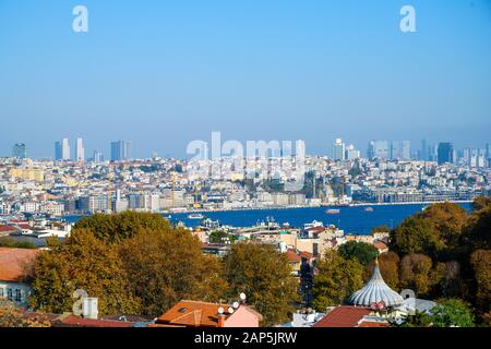 Istanbul, Blick von Sultanahmet über den Bosporus Richtung Levent Stock Photo