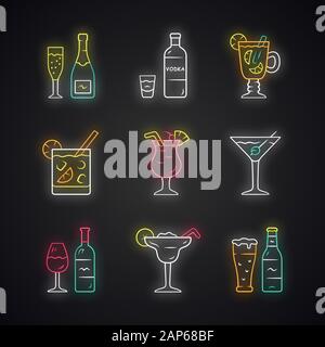 Drinks neon light icons set. Alcohol drinks card. Champagne, vodka, hot toddy, wine, beer, cocktail in lowball glass, martini, margarita, pina colada. Stock Vector