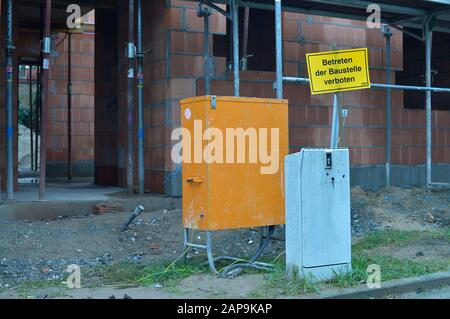 Leipzig, Germany. 21st Jan, 2020. A single-family house is built in traditional brick construction in the Leipzig area. Credit: Volkmar Heinz/dpa-Zentralbild/ZB/dpa/Alamy Live News Stock Photo