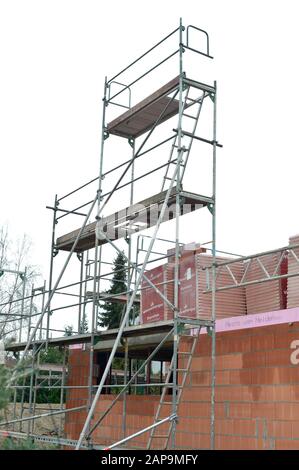 Leipzig, Germany. 21st Jan, 2020. A single-family house is built in traditional brick construction in the Leipzig area. Credit: Volkmar Heinz/dpa-Zentralbild/ZB/dpa/Alamy Live News Stock Photo