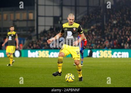 London, UK. 21st Jan, 2020. Oriol Romeu of Southampton during the Premier League match between Crystal Palace and Southampton at Selhurst Park, London, England on 21 January 2020. Photo by Carlton Myrie. Editorial use only, license required for commercial use. No use in betting, games or a single club/league/player publications. Credit: UK Sports Pics Ltd/Alamy Live News Stock Photo