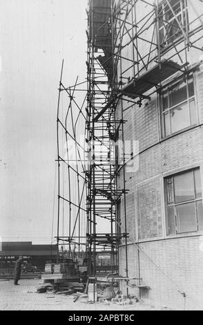 5x5 Scaffolding Date: undated Keywords: Scaffolding Stock Photo