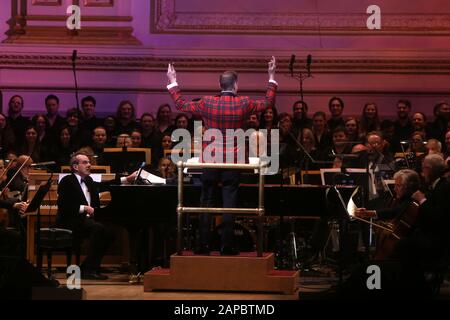 A performance of New York Pops: A Frank and Ella Christmas at Carnegie Hall. Featuring: Steven Reineke Where: New York, New York, United States When: 22 Dec 2019 Credit: Joseph Marzullo/WENN.com Stock Photo