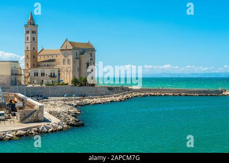 Trani waterfront with the beautiful Cathedral. Province of Barletta Andria Trani, Apulia (Puglia), southern Italy. Stock Photo