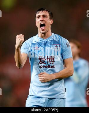Burnley's Jack Cork celebrates the results at the end of the Premier League match at Old Trafford, Manchester. Stock Photo