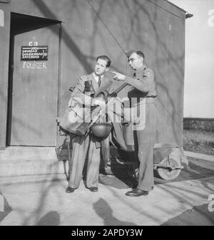 ARMY [Army] Anefo London series Description: Army 637 A recruit is issued with his kit. The Dutch Army Camp in Wolverhampton. Daily life in the Camp. A recruit is equipped with his equipment. Date: August 1943 Location: Great Britain Keywords: camps, army, soldiers, World War II Stock Photo