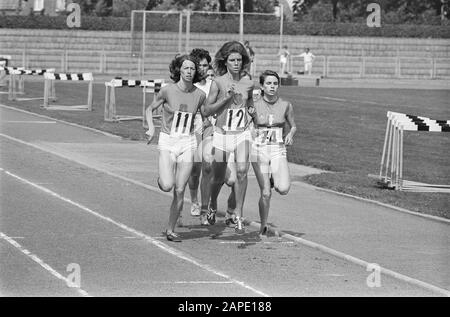 Athletics Netherlands, Romania, France ladies in Uden Date: 11 July 1971 Location: France, Netherlands, Romania, Uden Keywords: ALETICS Stock Photo