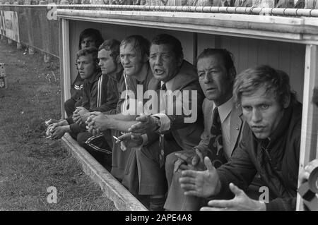 AZ '67 - De Graafschap: 2-1 Description: AZ '67-trainer Cor van der Hart (m) during the match Date: June 4, 1972 Location: Alkmaar, Noord-Holland Keywords: sport, trainers, football Personal name: Hart, Cor van der Institution name: County, The Stock Photo