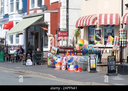 Waterfront houses and shops, Aberdovey, Aberdyfi, Wales Stock Photo