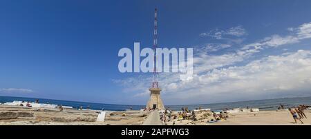 Beirut, Lebanon - one of the most famous spot of Beirut, the Corniche is a lovely place for a stroll or jogging. Here in particular the AUB beach Stock Photo