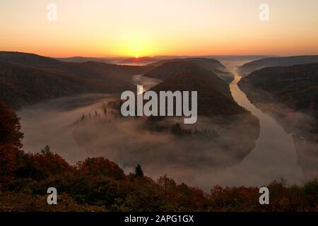 Big Loop of Saar River in autumn, Mettlach, Saar Valley, Saarland, Germany Stock Photo