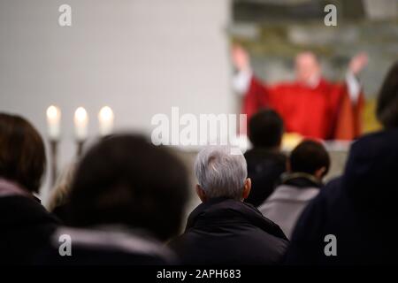 23 January 2020, Baden-Wuerttemberg, Stuttgart: Believers take part in a church service. Photo: Sebastian Gollnow/dpa Stock Photo