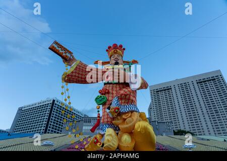 Singapore, Singapore - January the 23rd, 2020 : Singapore Chinese New Year River Hong Bao 2020 celebration, the year of the rat. The God of fortune Stock Photo