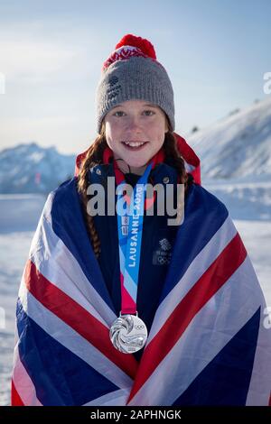 Team GB’s Kirsty Muir (15) following winning silver at Women’s Freeski Big Air during the Lausanne 2020 Youth Olympic Games on the 22nd January 2020. Stock Photo