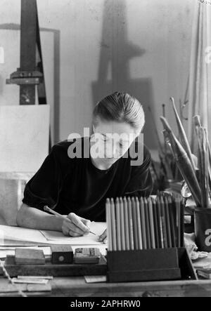 Reportage Mariette Lydis Description: The Austrian artist Reportage Mariette Lydis Description: The Austrian artist