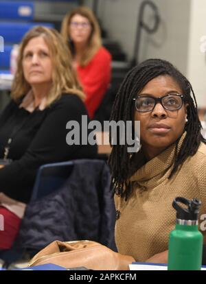 Racine, Wisconsin, USA. 21st Nov, 2019. Complete Count 2020,'' an informational session about the 2020 Census is held for community agency representatives Thursday November 21, 2019 at the Cesar Chavez Community Center in Racine, Wisconsin. Aims of the session were to spread awareness of the census and its importance, in hopes of recruiting census workers and in hopes of encouraging participation in the census itself. Credit: Mark Hertzberg/ZUMA Wire/Alamy Live News Stock Photo