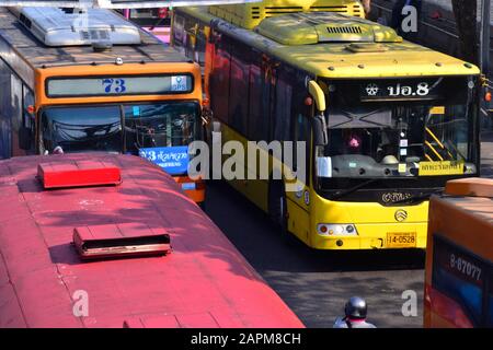 An overhead view of buses and cars in a vehicle traffic jam in central Bangkok, Thailand, Asia Stock Photo