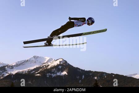 Oberstdorf, Germany. 24th Jan, 2020. Nordic ski/combination: World Cup, Vinzenz Geiger from Germany jumps in the first training. Credit: Karl-Josef Hildenbrand/dpa/Alamy Live News Stock Photo