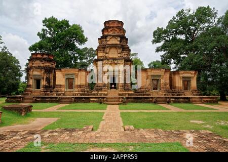 Temple of Prasat Pram (Prasat Bram), dated 9th to 12th century, temple complex of Koh Ker, Preah Vihear Province, Cambodia, Indochina, Southeast Asia, Stock Photo