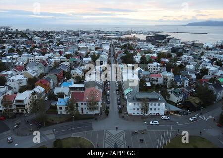 Reykjavik (island) Blick über die Stadt vom Turm der Hallgrímskirkja