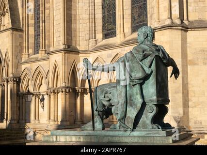 York, Yorkshire, UK: 23rd January 2020. Statue of Constantine the Great outside York Minster, England Stock Photo