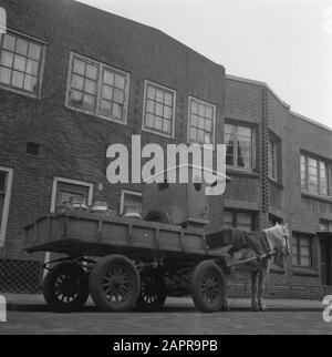 Dutch street attachments Date: 4 March 1946 Stock Photo