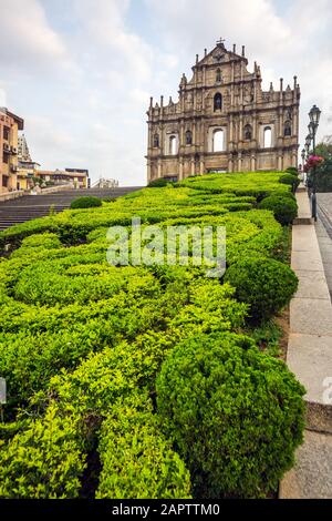 Ruins Of Saint Paul's Cathedral. Built from 1582 to 1602 by the Jesuits. Was destroyed by a fire during a typhoon in 1835 in Macau, China. Stock Photo