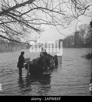 Royal Dutch Princess Irene Brigade Date: February 1945 Location: Middelburg, Zeeland Keywords: liberation, army, floods, Second World War Institution name: Princess Irene Brigade Stock Photo