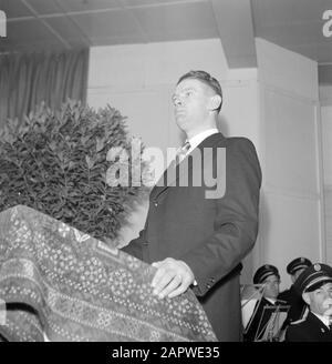 50th anniversary cigar factory Karel I Eindhoven  Man behind a carpeted catheder Date: 1 January 1950 Location: Eindhoven Keywords: factories, men, tobacco industry, carpets Stock Photo