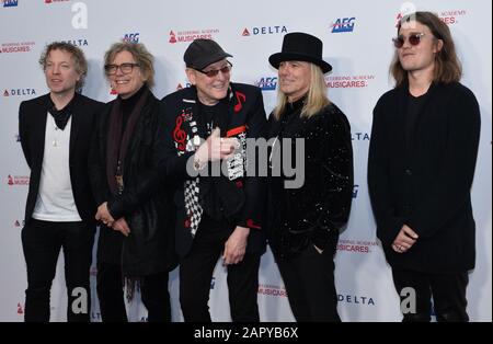 Los Angeles, USA. 25th Jan, 2020. (L-R) Daxx Nielsen, Tom Petersson, Rick Nielsen, Robin Zander and Robin Taylor Zander Jr. of US rock band Cheap Trick arrive for the MusiCares Person of the Year gala honoring Aerosmith at the Los Angeles Convention Center in Los Angeles on Friday, January 24, 2020. Photo by Jim Ruymen/UPI Credit: UPI/Alamy Live News Stock Photo