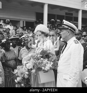 Princess Beatrix in Suriname, in Nickerie the Princess is put a zanghulde Date: March 9, 1965 Location: Suriname Keywords: visits, princesses Personal name: Beatrix, princess  : HYVO/Anefo (commission) Stock Photo