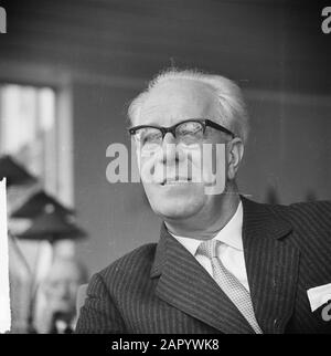 Series by the conductor Eugen Jochum Date: 14 april 1961 Personal name: conductor Eugen Jochum Stock Photo