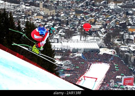 Kitzbuhel, Austria. 25th Jan 2020. Vincent Kriechmayr of Austria races down the course during the Audi FIS Alpine Ski World Cup Downhill race on January 25, 2020 in Kitzbuehel, Austria. Stock Photo