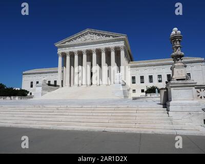 The Supreme Court of the United States, located in Washington D.C. Stock Photo