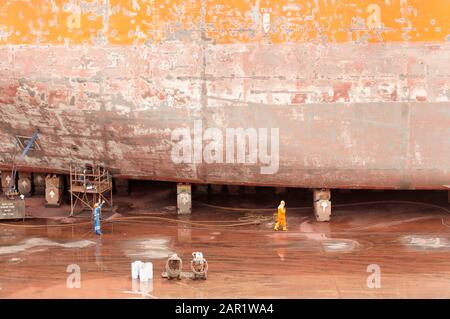 Refurbishment at Dubai Dry Docks (UAE) Stock Photo