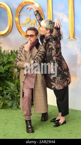 Photo Must Be Credited ©Alpha Press 078237 25/01/2020 Emma Thompson and Robert Downey Jr Dolittle Screening At Cineworld Leicester Square London Stock Photo